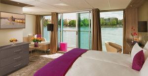 AMADEUS Suite with Walk-Out Exterior Balcony